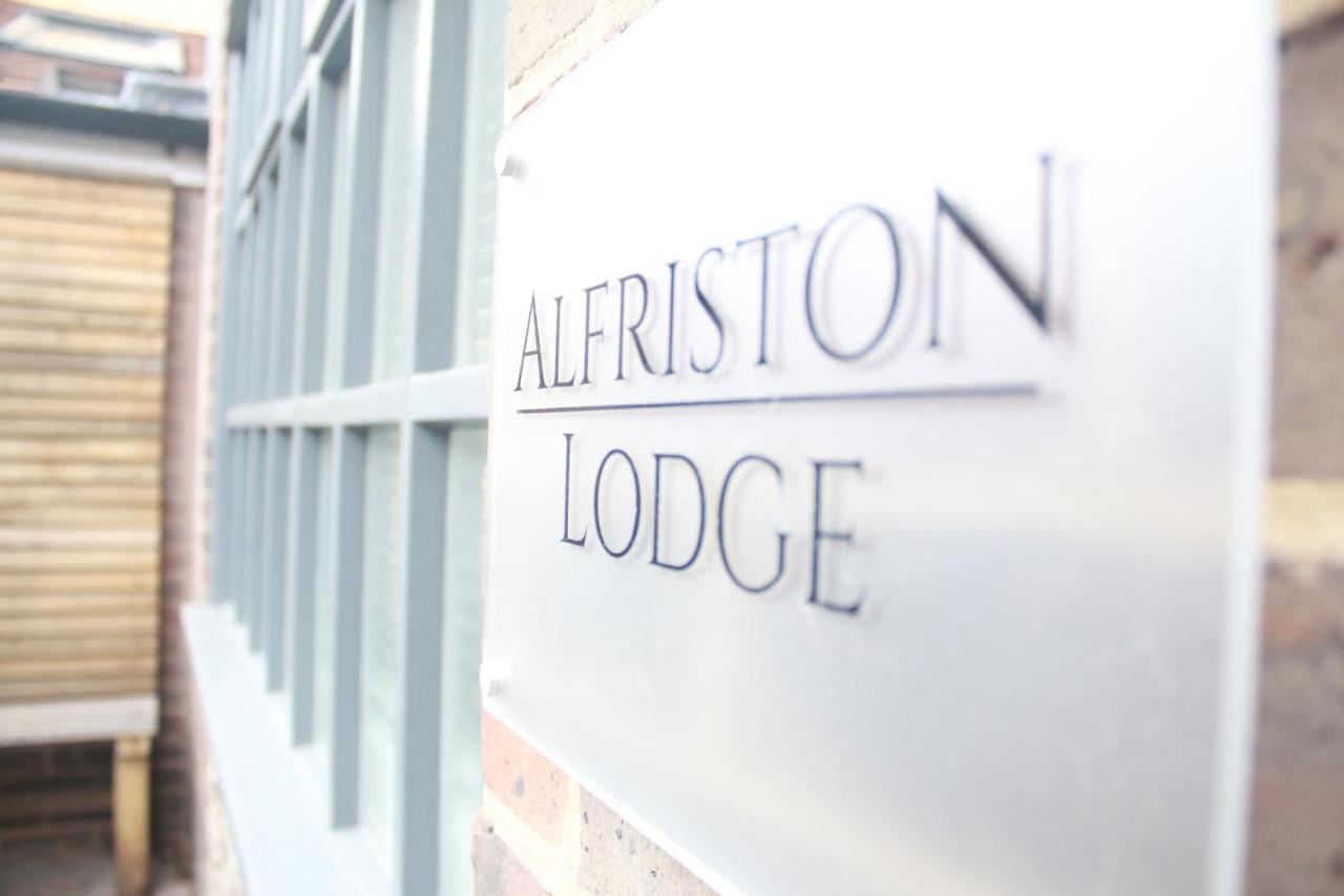 Alfriston Lodge By Air Premier المظهر الخارجي الصورة
